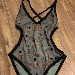 Calvin Klein 1920s girl cut out swimsuit  10